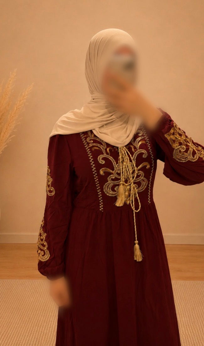 Robe Amira Bordeau